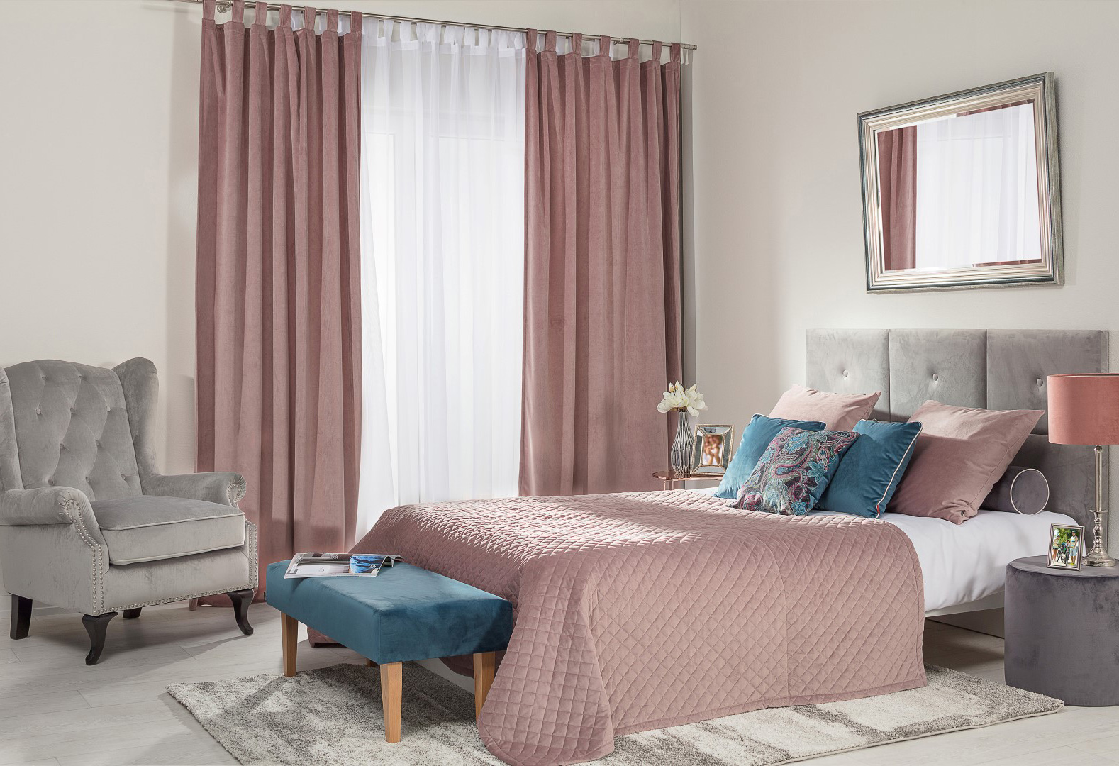 Ložnice Rose&Velvet pro požitkáře