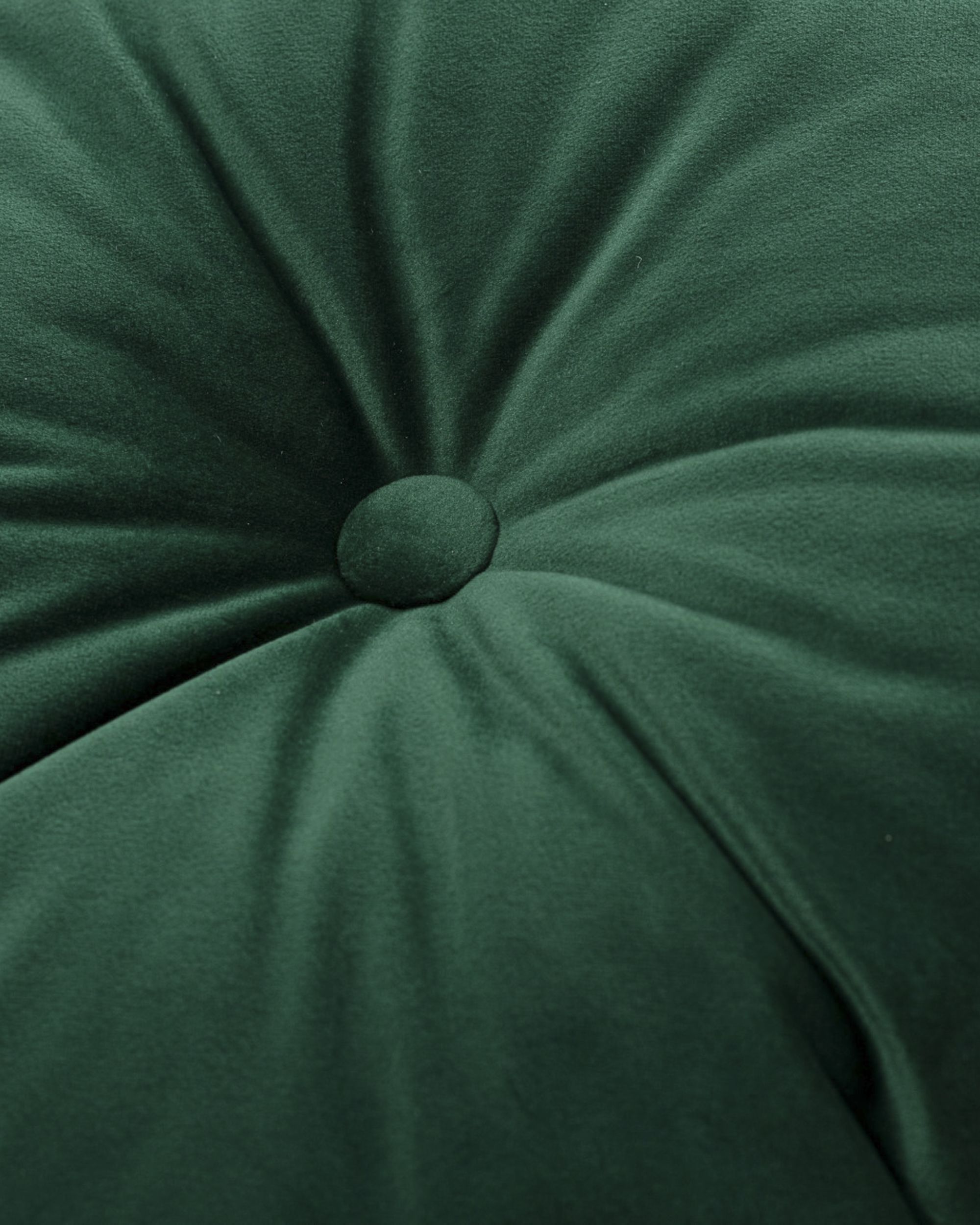Sametový polštář s knoflíkem barva zelená látka lesklé, sametová (hover)