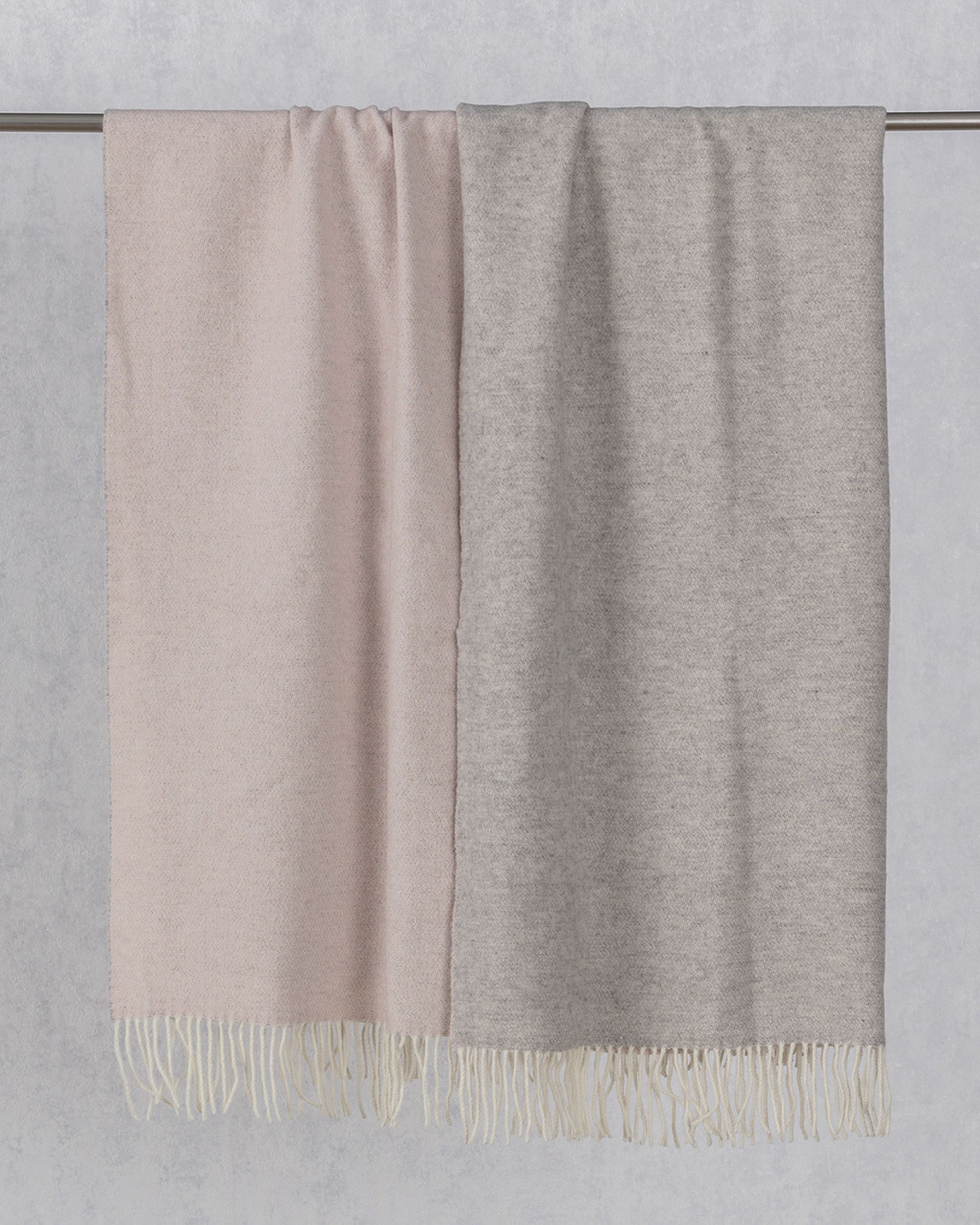 Pléd Merinos 140x200cm melange grey pink (hover)