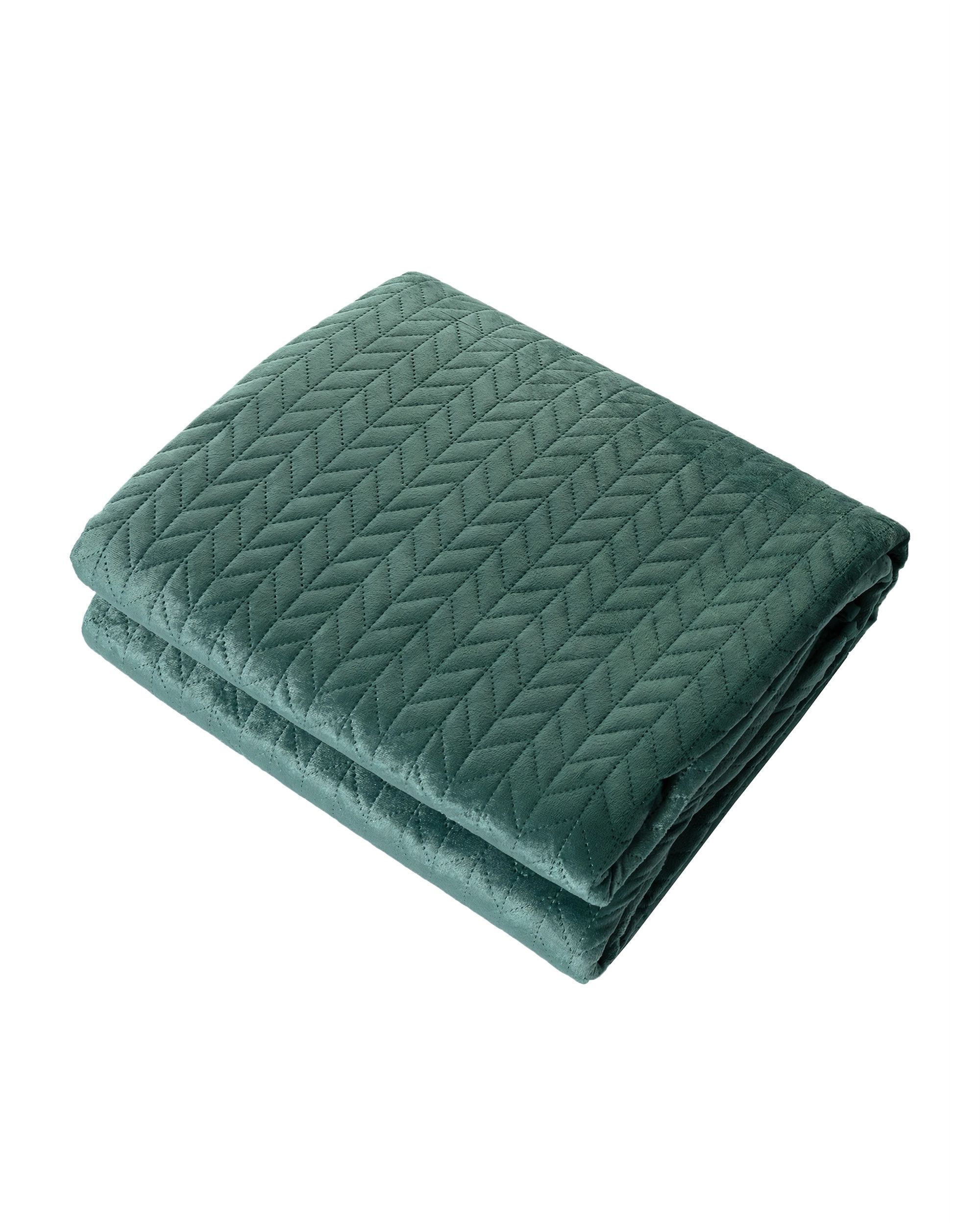 Sametový přehoz Silky Chic 220x240cm deep green