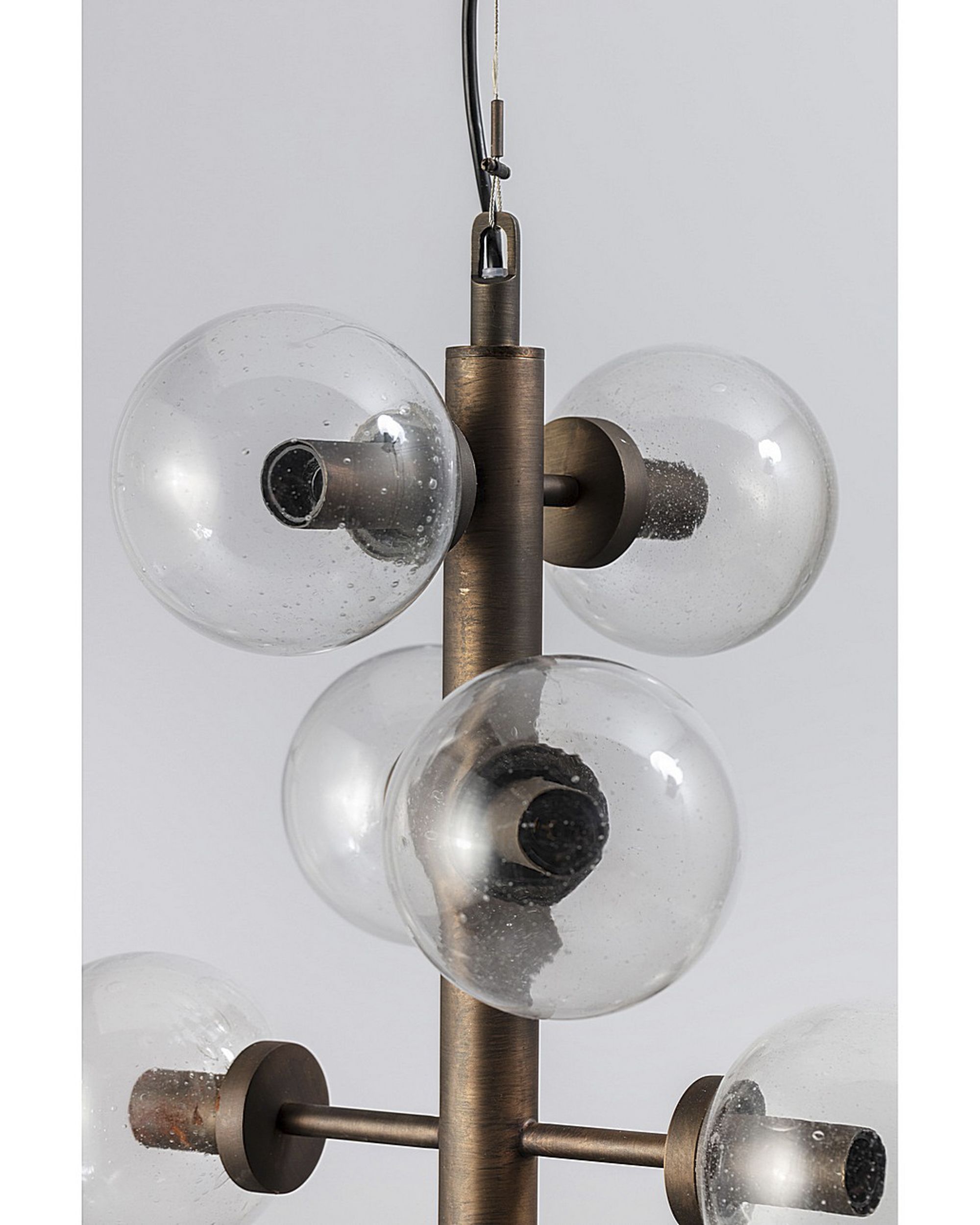 Závěsná lampa Chavello (hover)