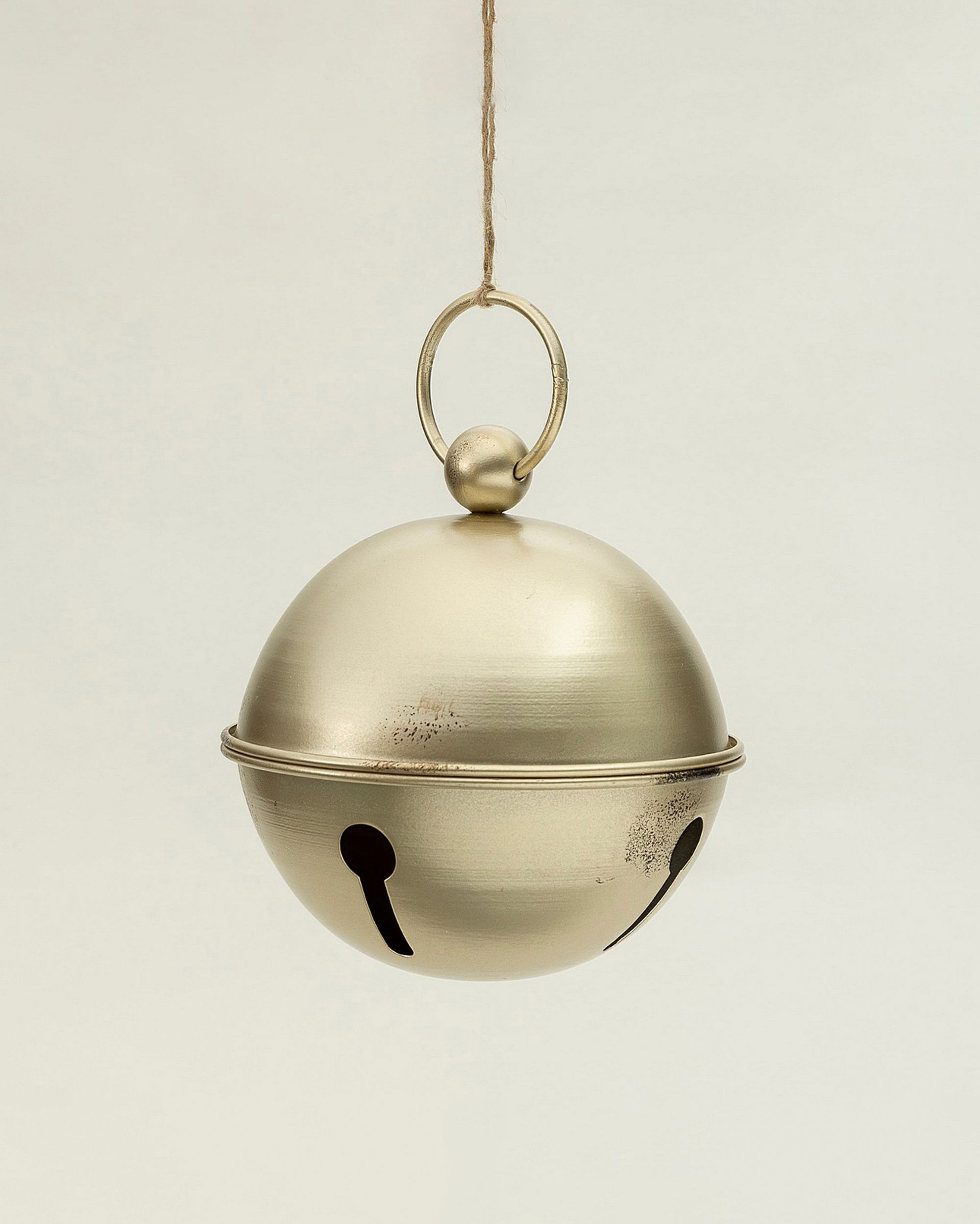 Závěsná dekorace Golden Bell III 18x21 cm