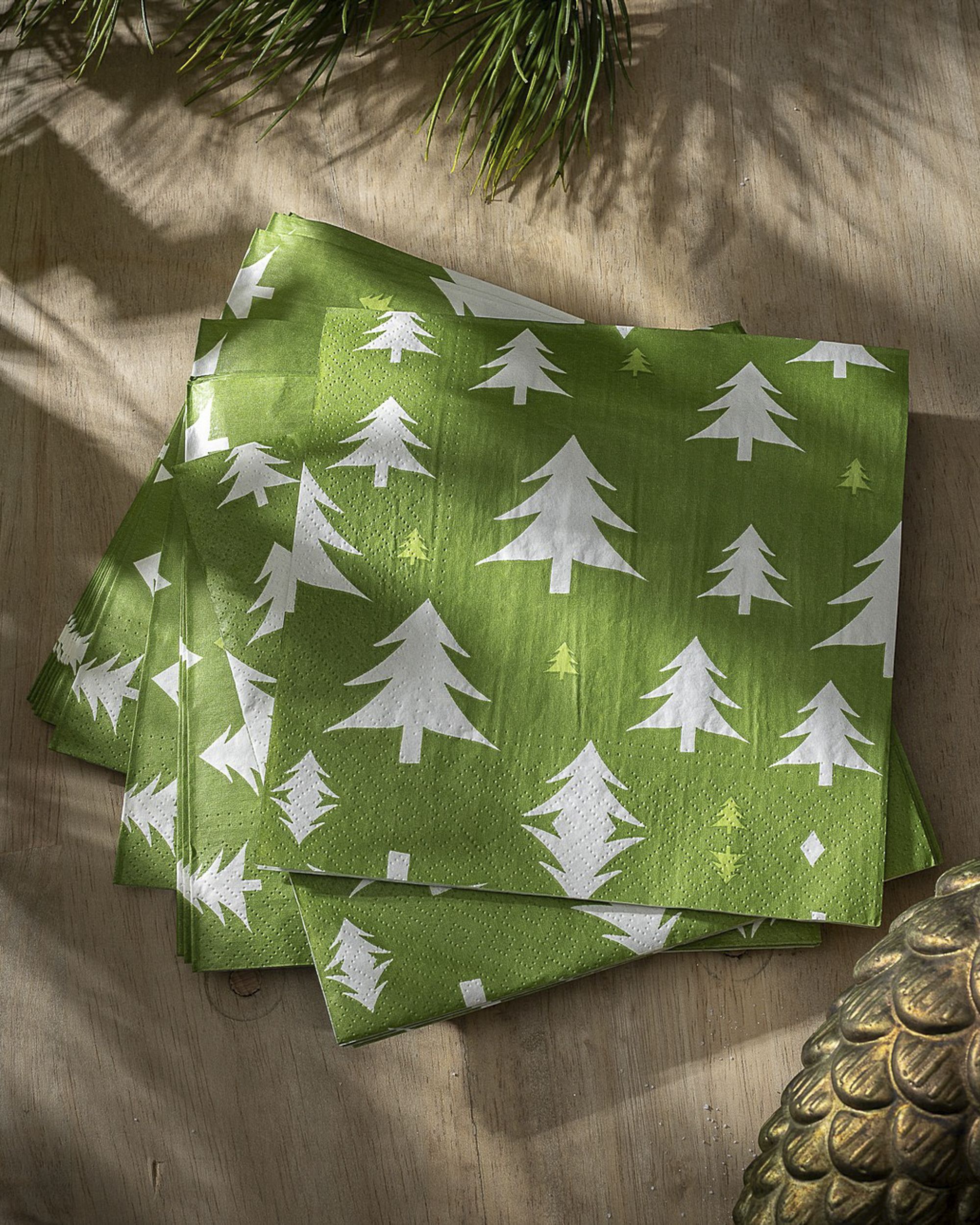 Vánoční ubrousky Green Trees I 20 szt. (hover)