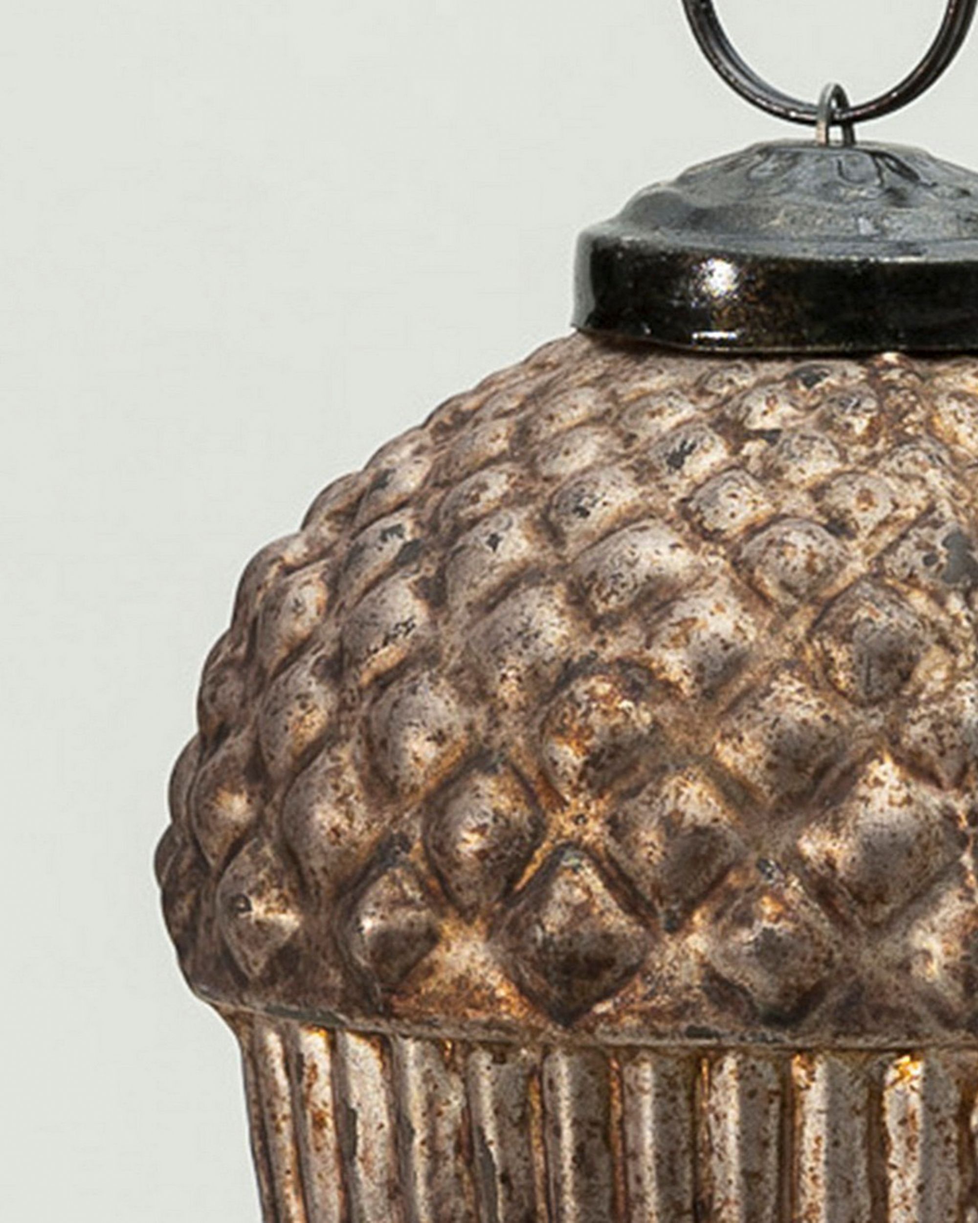 Skleněná baňka Acorn Gold 7x7x10 cm (hover)