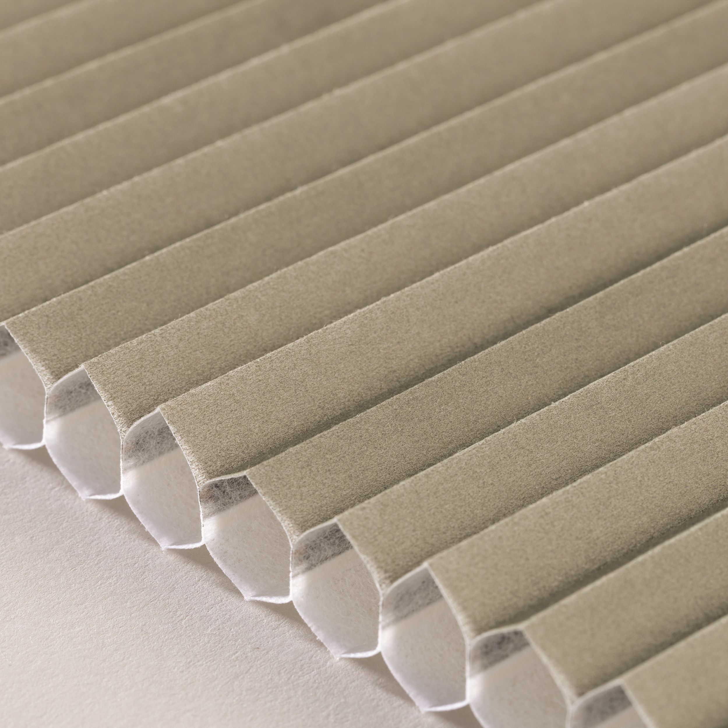 Basic – plisé Honeycomb H-112 šedohnědá